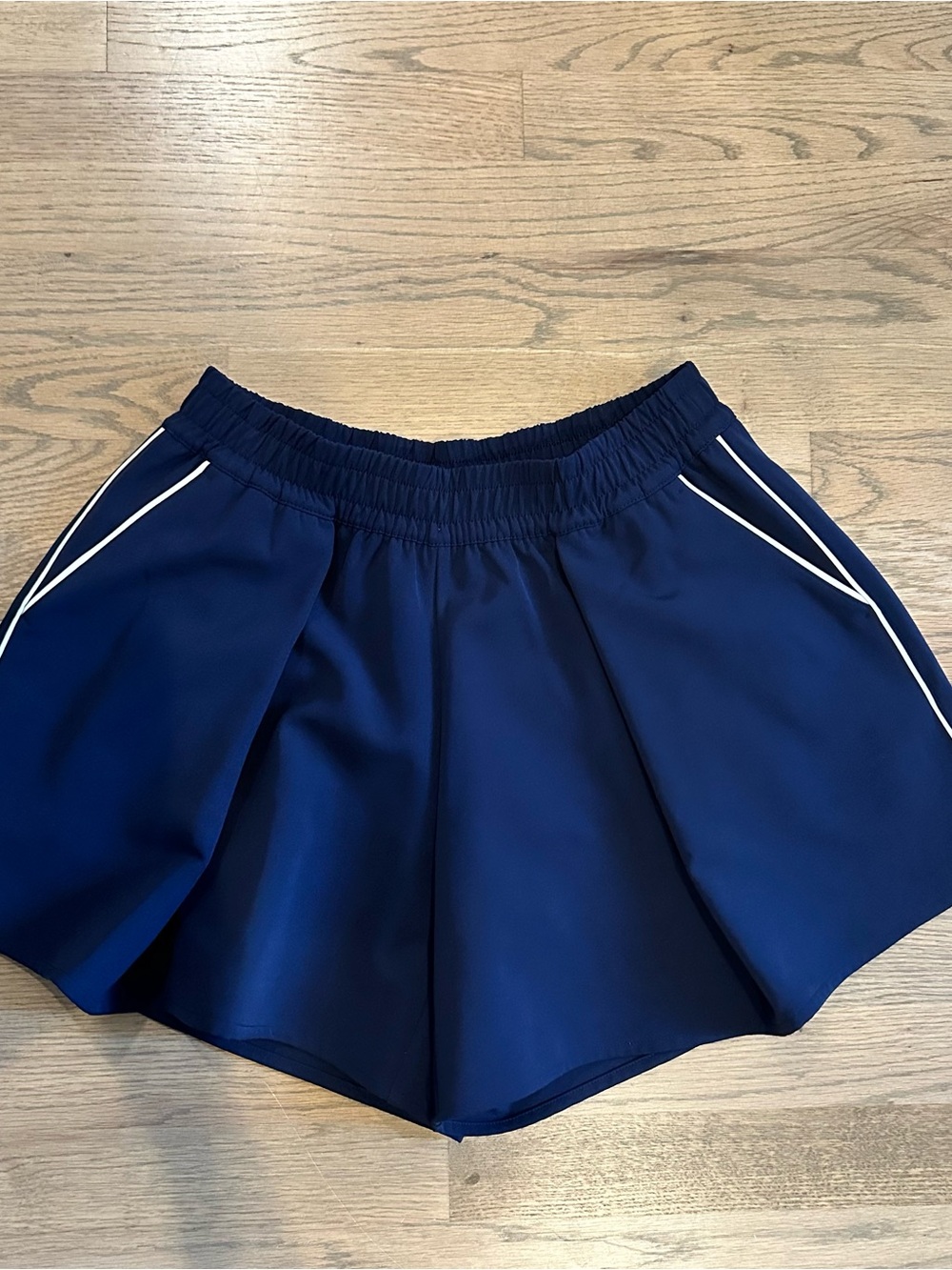 Calia Golf Navy Pleated Athletic Shorts with White Piping Trim